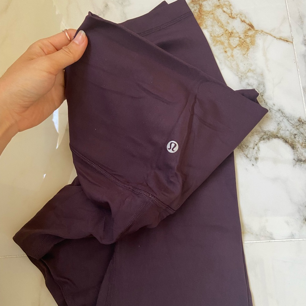 Lululemon align super high rise  black plum Leggings - Picture 3 of 6